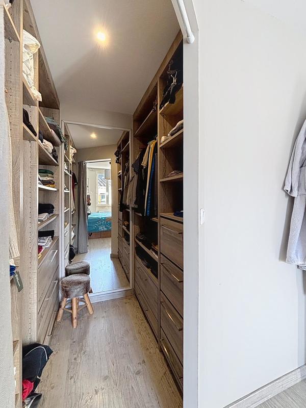 Maison - 155 m² - 6 pièces