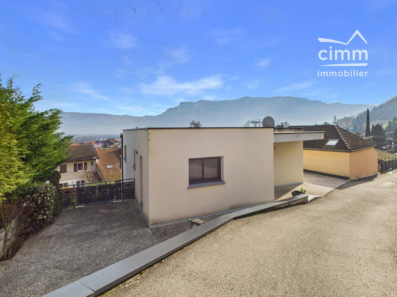 Maison contemporaine - 141 m² - 6 pièces