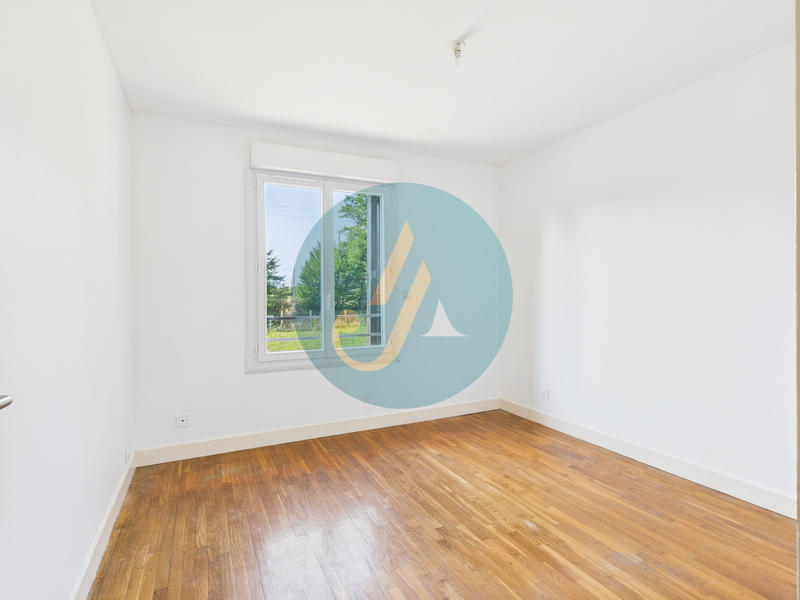 Maison - 83 m² - 5 pièces