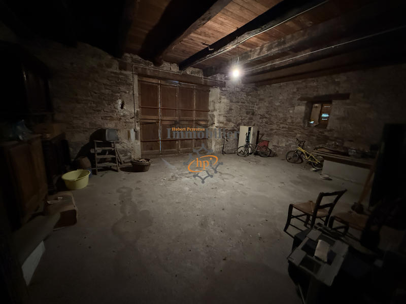 Maison - 200 m² - 5 pièces