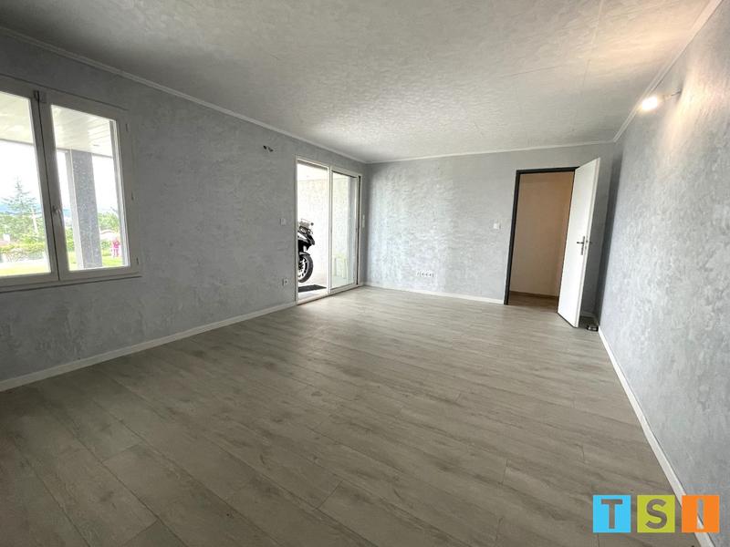 Maison - 223 m² - 8 pièces