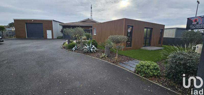 Local commercial - 295 m²