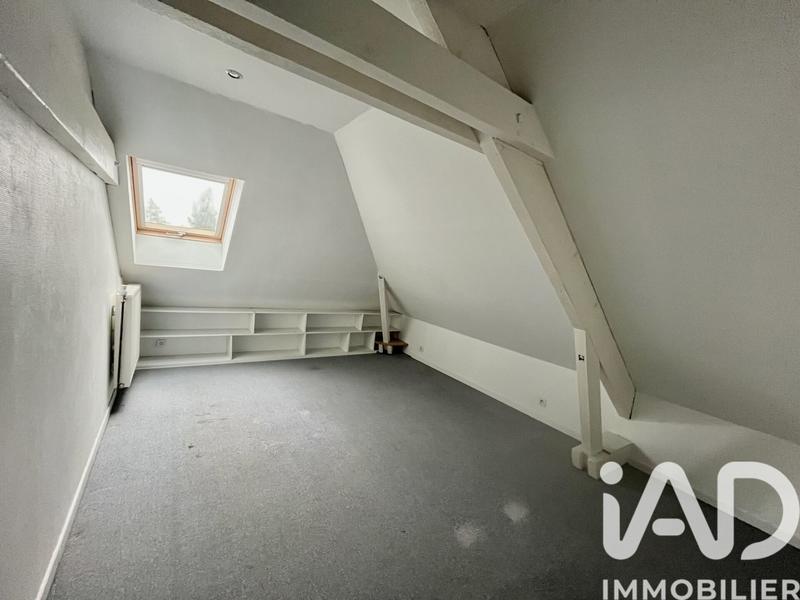 Maison - 221 m² - 13 pièces