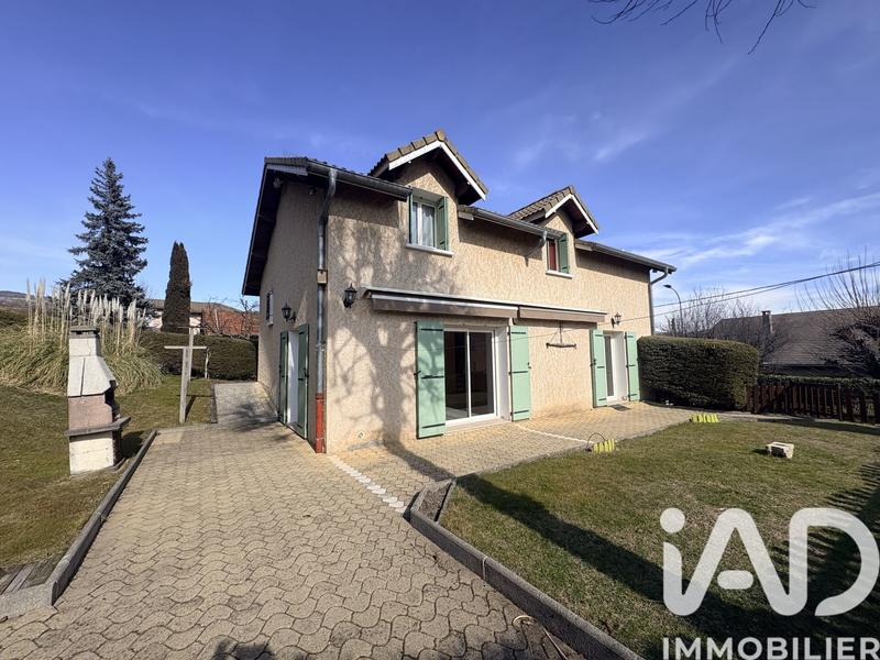 Maison - 110 m² - 5 pièces