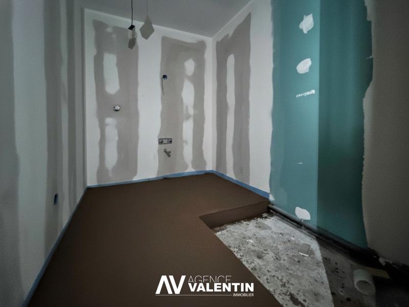 Appartement - 82 m² - 3 pièces