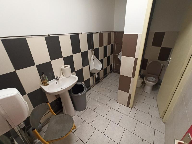 Local commercial - 440 m²