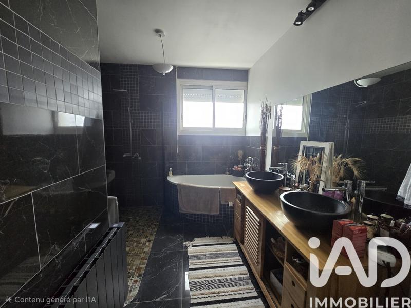 Maison - 127 m² - 6 pièces