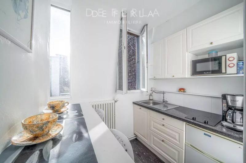 Studio - 28 m² - 1 pièce