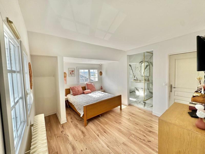 Maison - 130 m² - 7 pièces