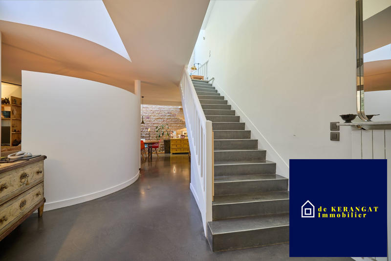 Villa - 238 m² - 8 pièces