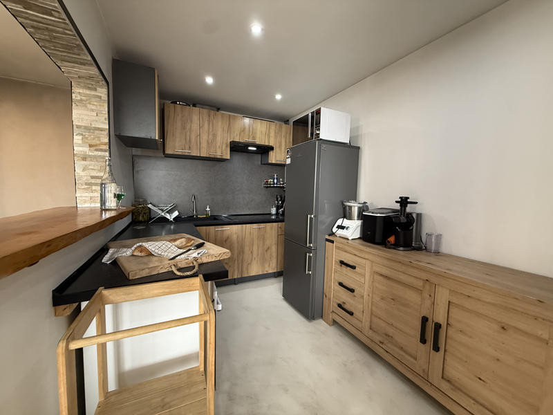 Maison - 93 m² - 4 pièces