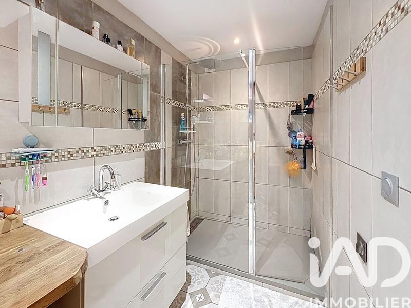 Appartement - 81 m² - 4 pièces