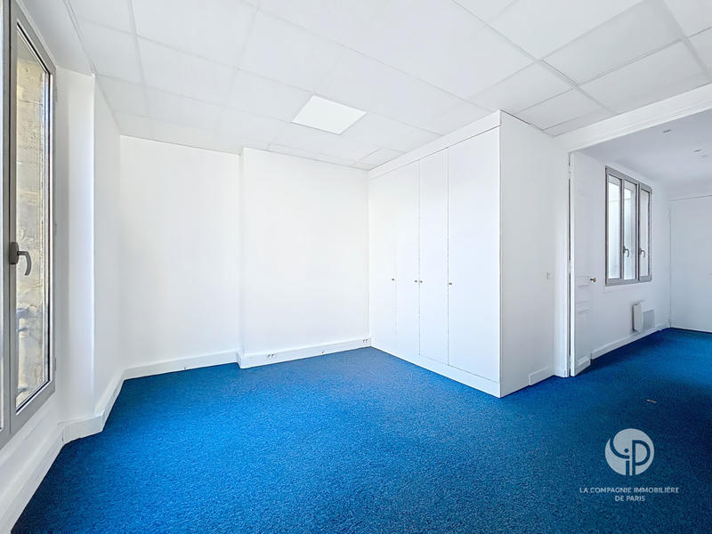 Bureau - 129 m² - 5 pièces