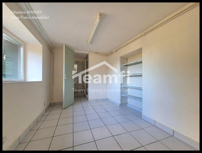 Maison - 82 m² - 5 pièces