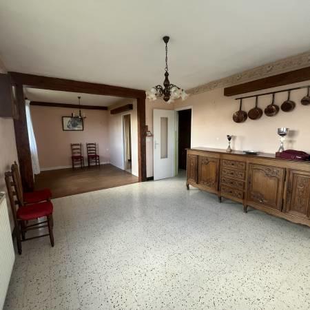 Maison - 67 m² - 5 pièces