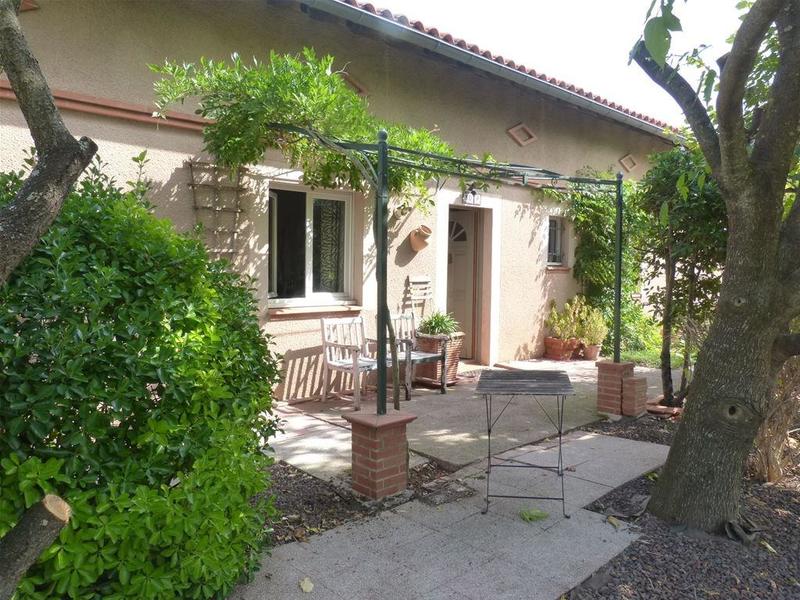 Villa - 219 m² - 10 pièces