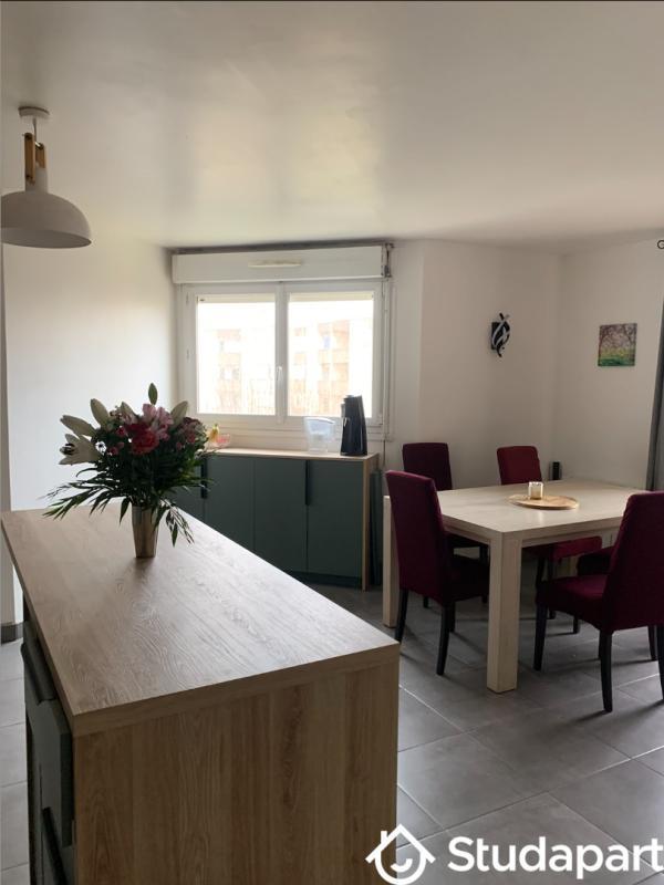 Chambre - 83 m² - 1 pièce