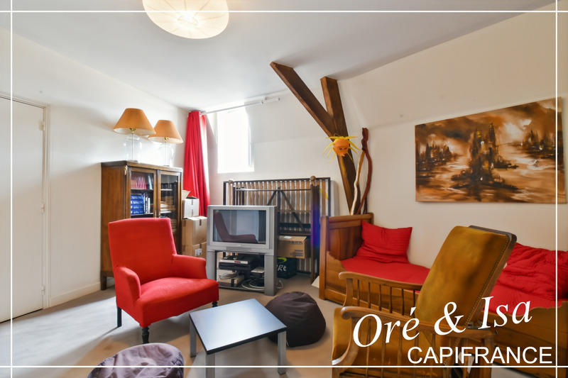 Maison de village - 338 m² - 15 pièces