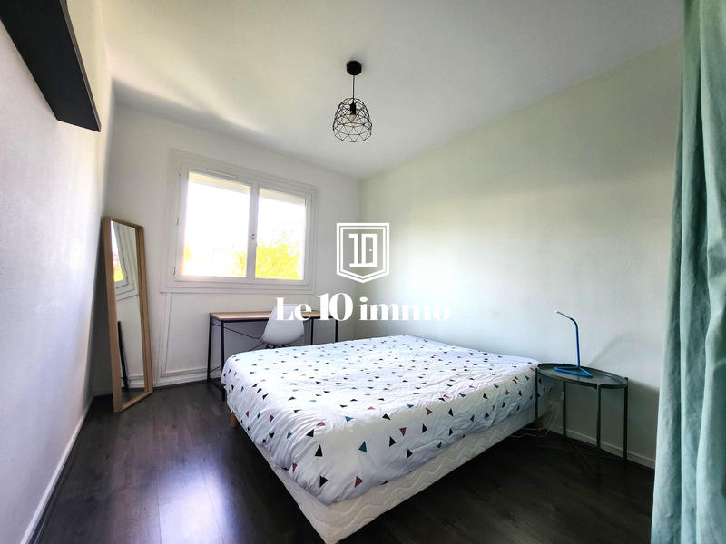 Appartement - 95 m² - 5 pièces