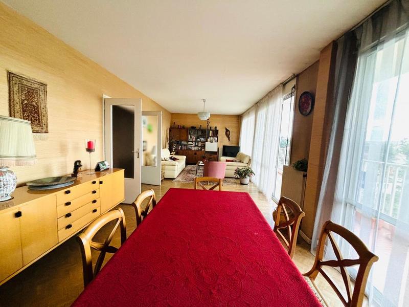 Appartement - 103 m² - 5 pièces