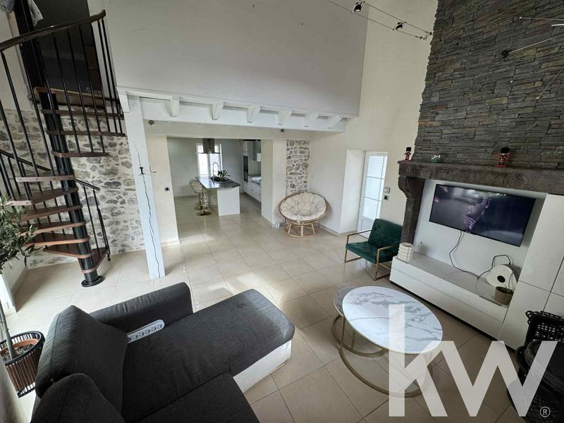 Maison - 111 m² - 5 pièces