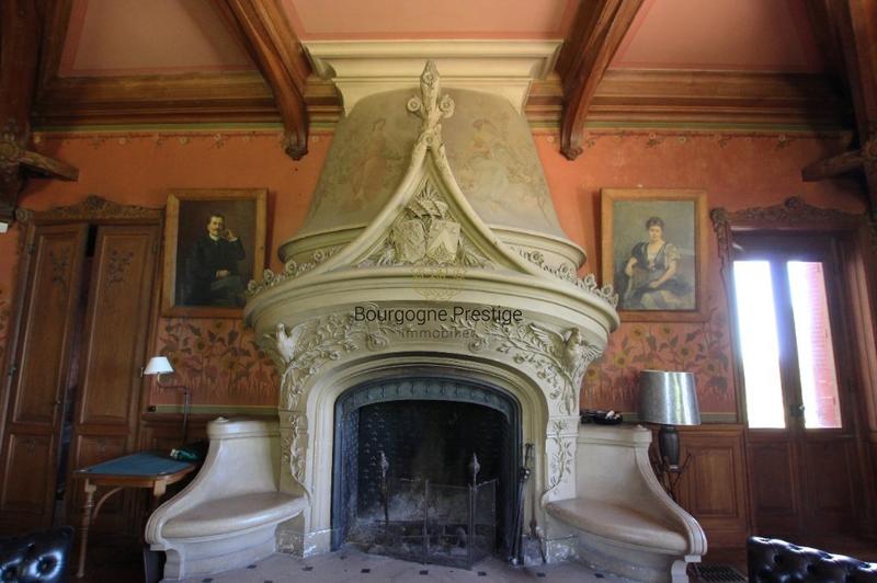 Château - 808 m² - 18 pièces