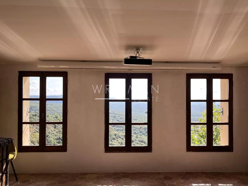 Maison de village - 143 m² - 7 pièces