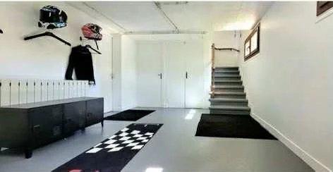 Maison - 93 m² - 6 pièces