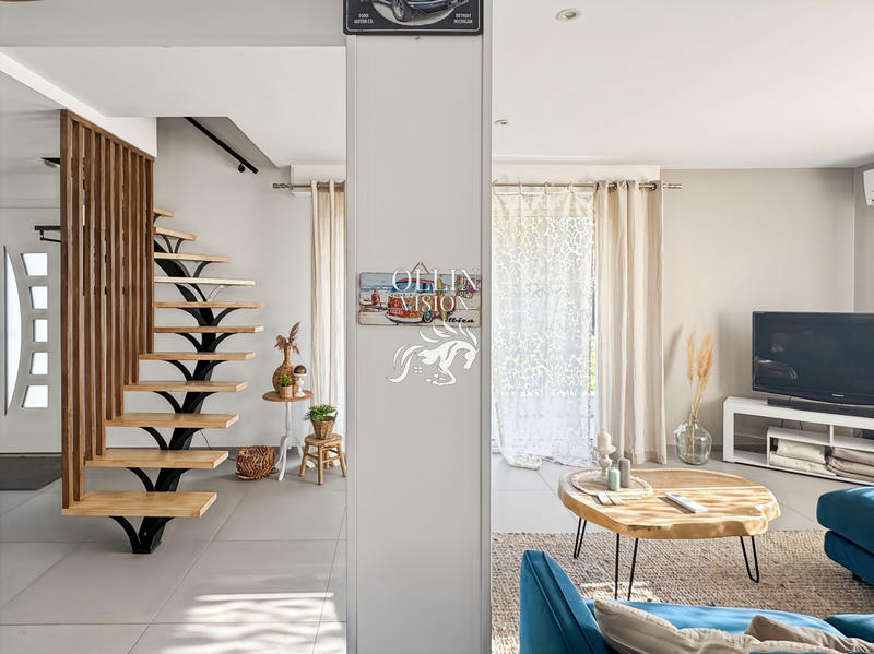 Maison - 180 m² - 6 pièces