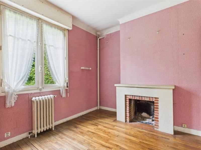 Maison - 220 m² - 9 pièces