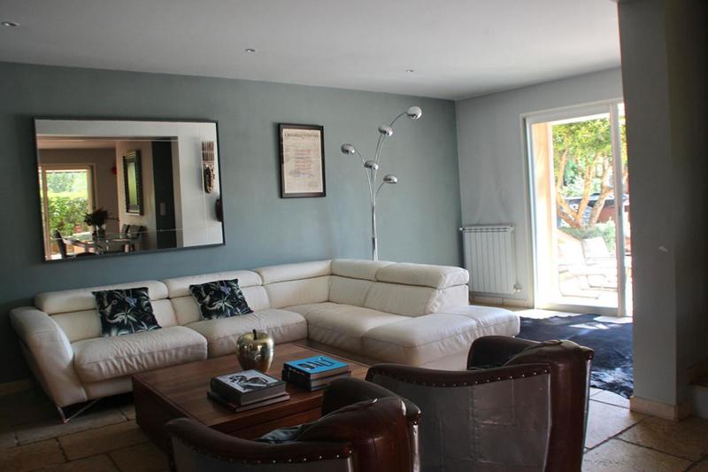 Maison - 206 m² - 6 pièces