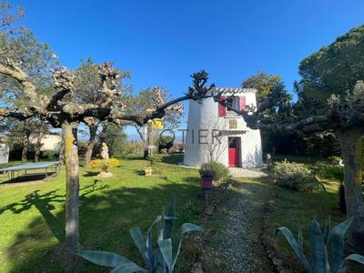 Propriété - 401 m² - 15 pièces