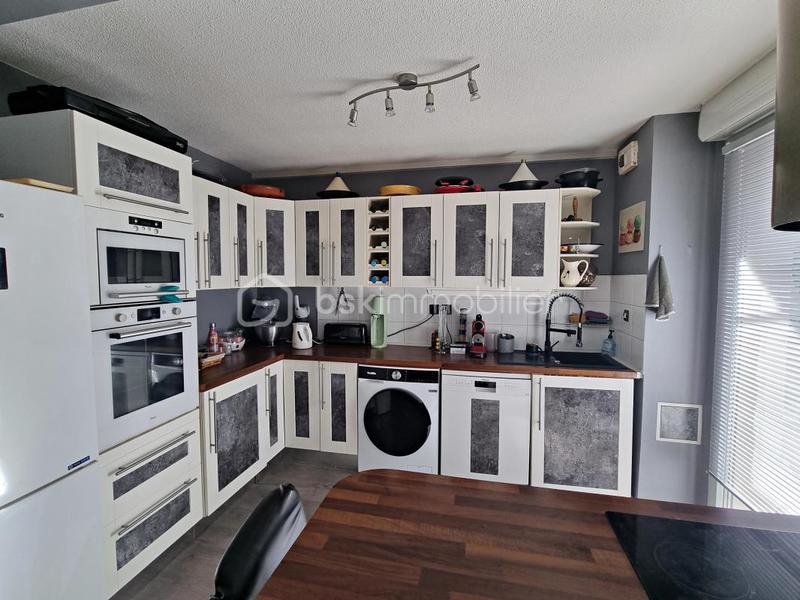 Appartement - 86 m² - 4 pièces