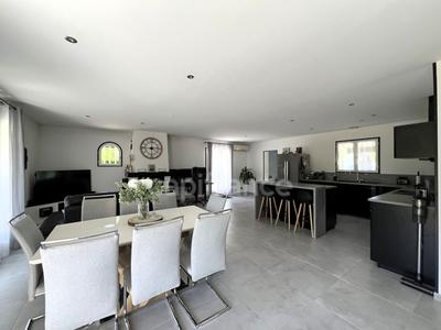 Maison - 125 m² - 5 pièces