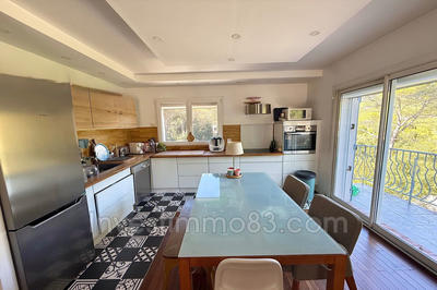 Villa - 125 m² - 5 pièces