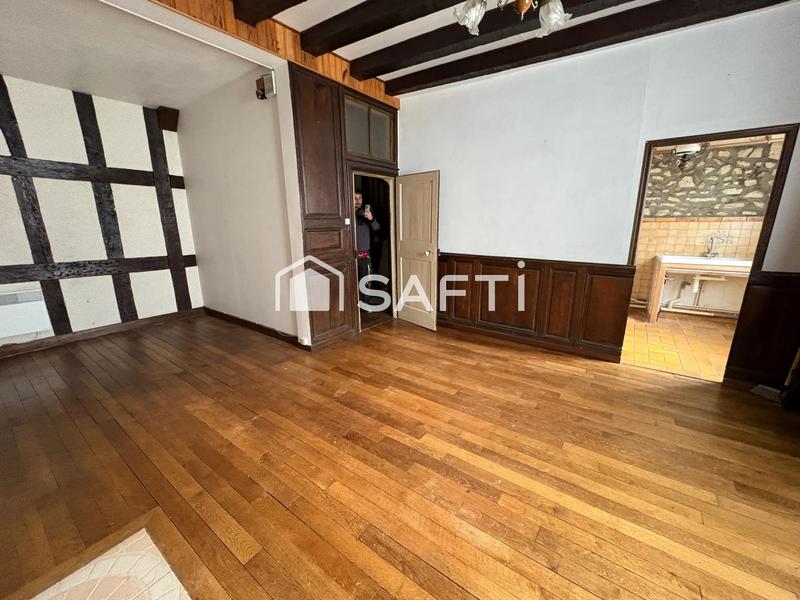 Maison - 280 m² - 9 pièces