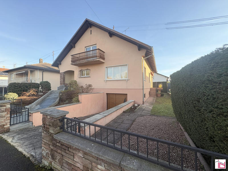 Maison - 185 m² - 6 pièces