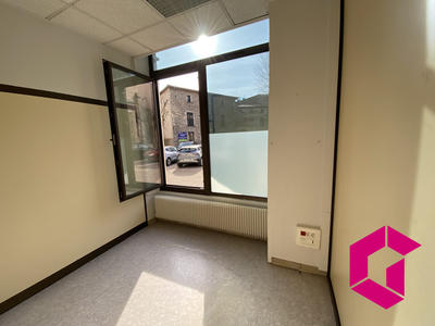 Local commercial - 72 m² - 5 pièces