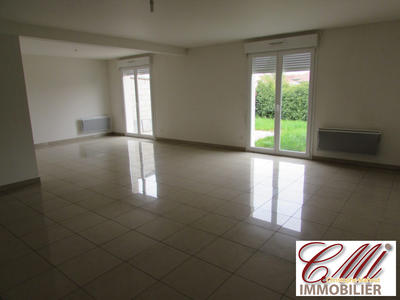 Maison - 140 m² - 5 pièces