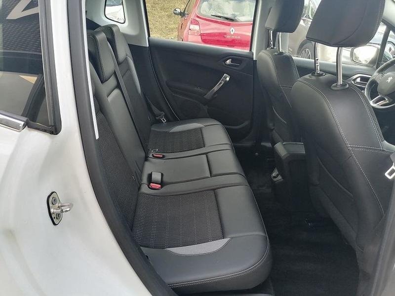 Peugeot 2008 1.6 Vti 120 Allure