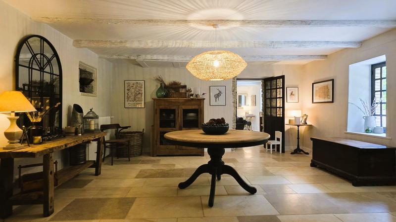 Maison - 426 m² - 15 pièces