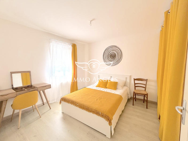 Maison traditionnelle - 107 m² - 4 pièces