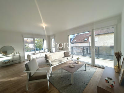 Appartement - 86 m² - 4 pièces