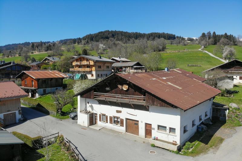 Châlet - 527 m² - 4 pièces