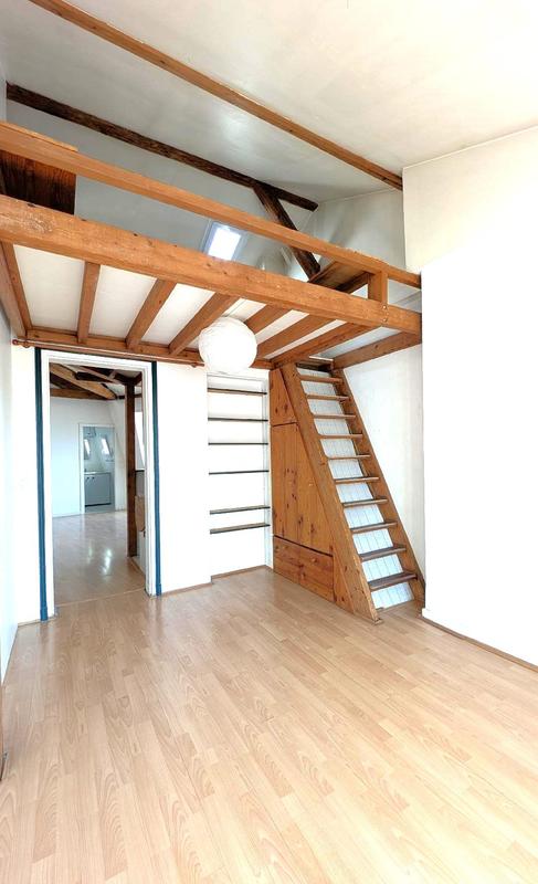 Appartement - 65 m² - 4 pièces