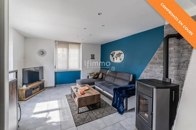Maison - 104 m² - 4 pièces