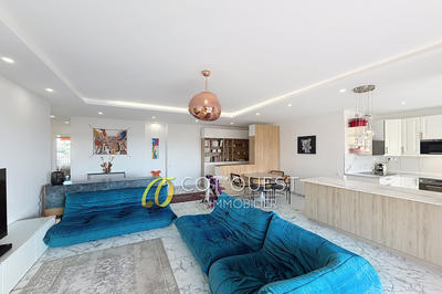 Appartement - 104 m² - 4 pièces