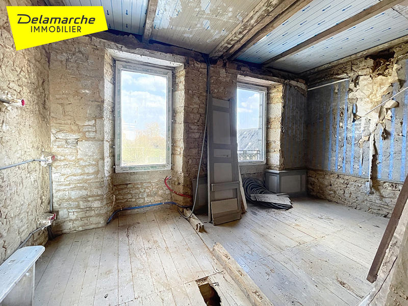 Maison - 249 m² - 9 pièces