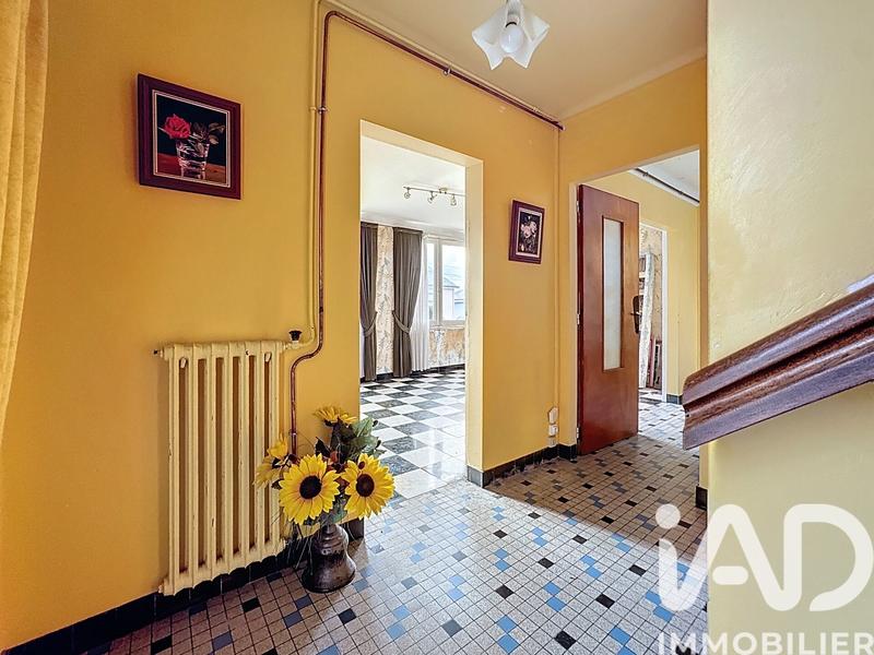 Maison - 90 m² - 5 pièces