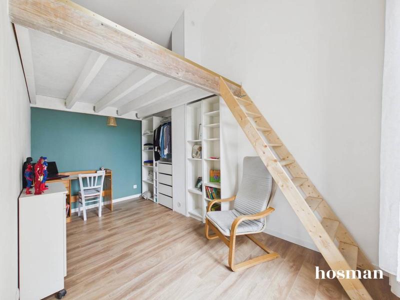 Maison - 181 m² - 6 pièces